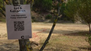 Malmenen una de les mostres de l'ArtGavarres que s'estrenava avui