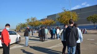 Alumnes esperant l'hora de la prova