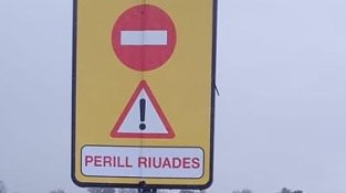 La intensitat de les pluges ha fet tallar alguns camins de pagès 