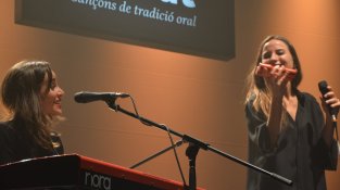 El concert de les germanes Neddermann, una reivindicació per la cultura segura