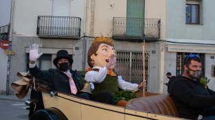 La "Dona dels nassos" acomiada l'any a Cassà