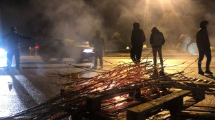 Tallen la variant de Cassà en protesta per l'empresonament de Pablo Hasél