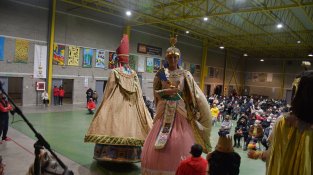 Un petit tast de ball de gegants durant el concert