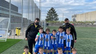 L'equip prebenjamí A de la UD Cassà