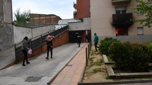 Moments de tensió en els primers minuts després d'iniciar-se el foc