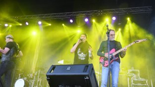 Apache i Germà Negre triomfen als concerts del dissabte de la Festa Major