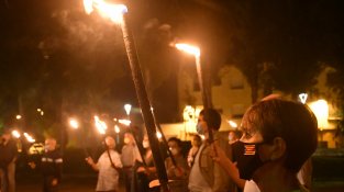 La concentració de torxes per la independència obre els actes de la diada a Cassà