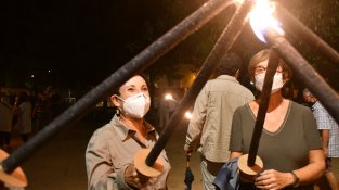 La concentració de torxes per la independència obre els actes de la diada a Cassà