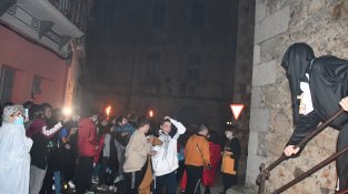 Castanyes, terror i humor a la nit de Tots Sants