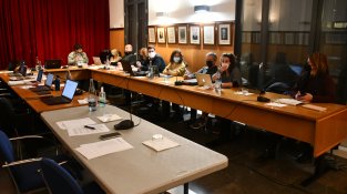 Els regidors d'ERC han romàs deu minuts a la sala de plens esperant que l'equip de govern decidís que feia amb la proposta de conveni