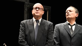Josep M. Martí i Carles Alsina llueixen les seves dots còmiques en l'obra