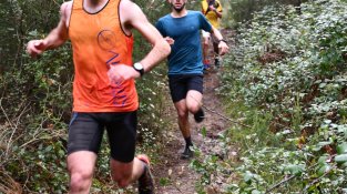 Els tres primers classificats en un moment de la cursa de 14 Kms
