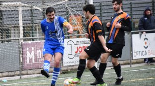 El Cassà goleja el Roses i té més a prop la permanència