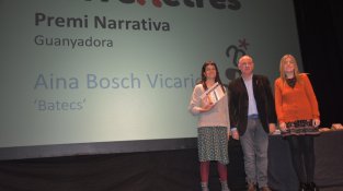 Aina Bosch, guanyadora del premi Correlletres de narrativa
