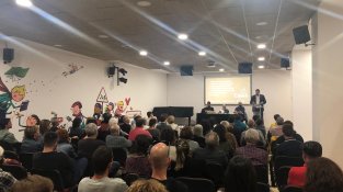 L'auditori de la Sala Galà s'ha omplert per assisitir a l'elecció de l'alcaldable de Fem Cassà