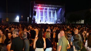 Molt ambient a les  nits de Barrakes
