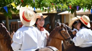 Els gegants, els reis del dilluns de la Festa Major