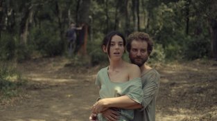 A punt d'estrena "Suro", un llargmetratge amb el món de les suredes de rerefons