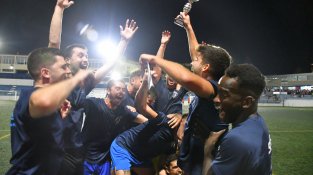 L'equip Yale Conec repetix triomf al torneig de futbol-7 de la UD Cassà