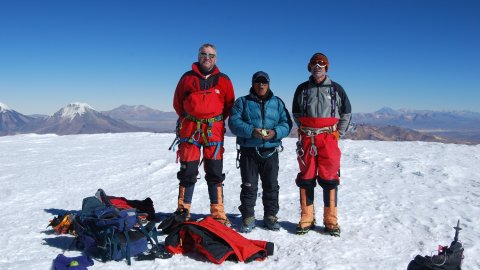 El cim del Sajama, amb els seus 6542 m, és el punt culminant de Bolívia