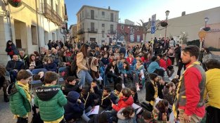 L'AEiG La Claca fa arribar la Llum de la Pau a Cassà de la Selva
