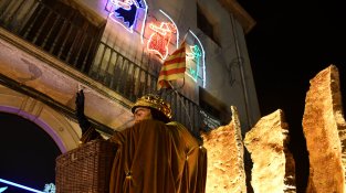 La cavalcada de Reis torna a ser multitudinària