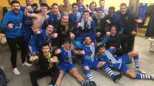 Celebració del triomf del 1r equip del Cassà