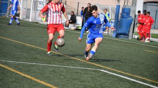 Un moment del partit contra el Bisbalenc
