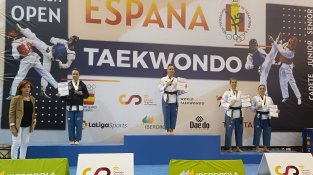 - Sandra José tercera classificada individual al podi