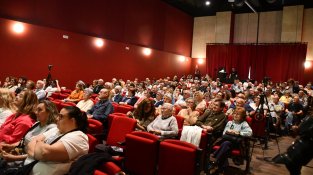 Molta expectació a la Sala Centre Recreatiu