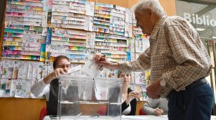 Diversos moments de les eleccions