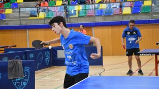 Arnau Pons s’imposa en unes 24 hores de tennis taula amb forta presència estrangera