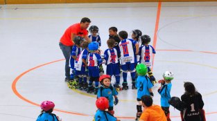 Estrena de les noves equipacions de la secció d'Hoquei del Foment