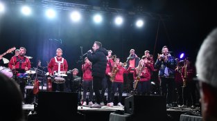 Dr. Prats comença el seu comiat amb un concert multitudinari a Cassà