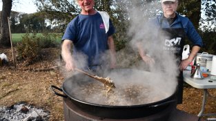 El temps permet que l'Aplec d'Esclet torni a lluir