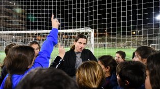 La jugadora internacional ha compartit experiències amb esportistes del Cassà