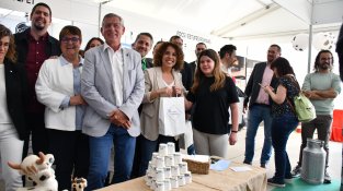 Es posa en marxa la 40a Fira Comarcal de Primavera de Campllong