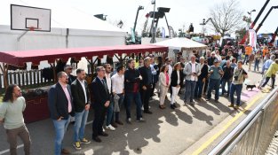 Es posa en marxa la 40a Fira Comarcal de Primavera de Campllong