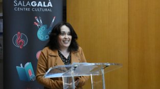 La Biblioteca de Cassà ja porta el nom de Maria Corominas