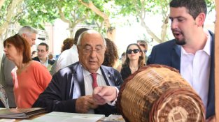 Joaquim Nadal reivindica els valors naturals,culturals i industrial del suro