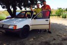 Aventura solidària al desert del Marroc amb un Peugeot 205 del 1989