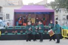 Els nens de Cassà lliuren al patge la carta per als Reis de l'Orient