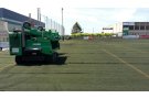 Comencen les obres de renovació de la gespa artificial del camp de futbol