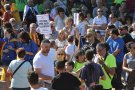 Multitudinària concentració a favor de la votació de diumenge que ve i en suport a l'alcalde de Cassà