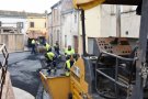 Primers treballs del pla d'asfaltatge de carrers