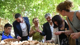 S'inaugura la 8a Fira del Tap i el Suro