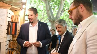 S'inaugura la 8a Fira del Tap i el Suro