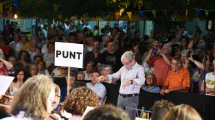 Antoni Mas, dirigint la cobla de la Nit dels Músics