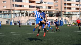 Gerard Carbó en una rematada en el matx d'aquesta tarda