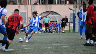 Gol de falta directa de Kim Garzon